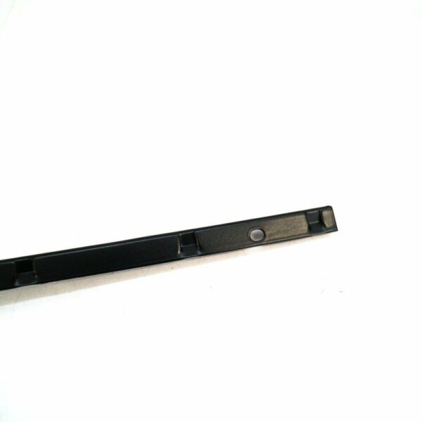 3G0854541A - OEM VOLKSWAGEN PASSAT 3G B8 front left HOLD STRIP 3G0854541A 2017 GENUINE