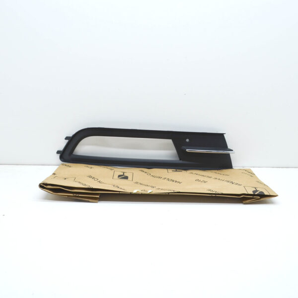3G0854662 - VOLKSWAGEN PASSAT B8 3G2 Front Right Bumper Grille 3G08546629B9 NEW GENUINE