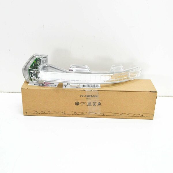 3G0949101A - NEW VW PASSAT B8 FRONT LEFT DOOR MIRROR TURN INDICATOR 3G0949101A