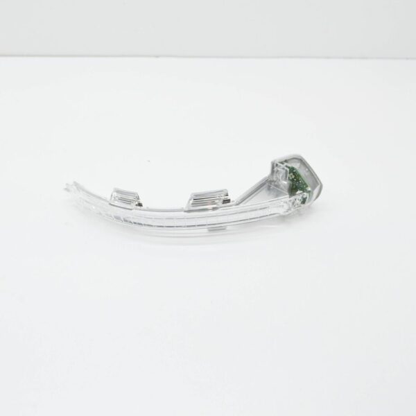 3G0949102A - NEW VW GOLF MK8 CD FRONT RIGHT DOOR MIRROR TURN INDICATOR 3G0949102A