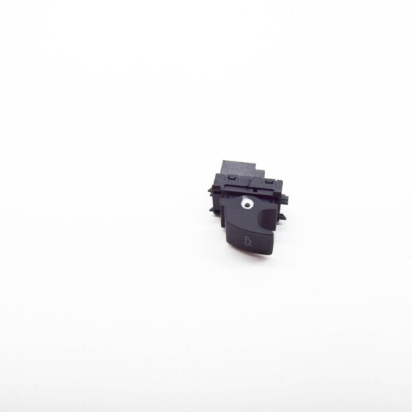 3G0959831A - VOLKSWAGEN TIGUAN AD MK2 Rear Lid Open Switch 3G0959831AWHS NEW GENUINE