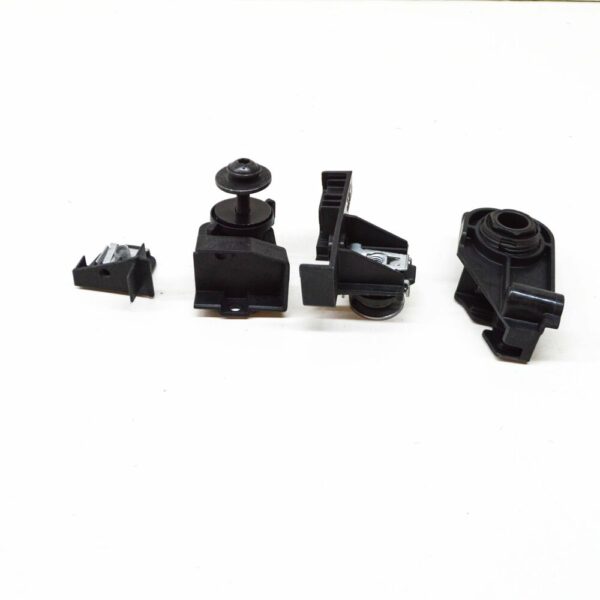 3G0998226 - NEW VW PASSAT B8 FRONT RIGHT HEADLIGHT BRACKET REPAIR KIT 3G0998226