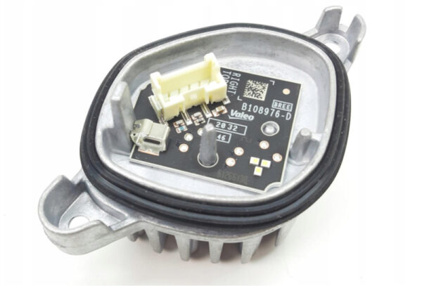 3G0998479A - NEW VW PASSAT B8 FRONT RIGHT DAY LIGHTS REPAIR SET 3G0998479A ORIGINAL