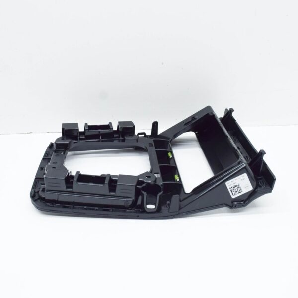 3G1864263DYI2 - NEW VW PASSAT B8 GEAR SHIFTING LEVEL PLASTIC TRIM LHD 3G1864263DYI2