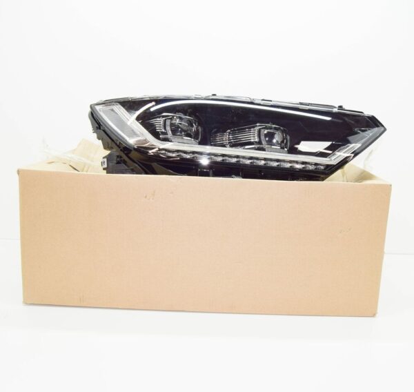 3G1941113A - New VW Passat B8 3G Headlight Front Left RHD 3G1941113A Genuine