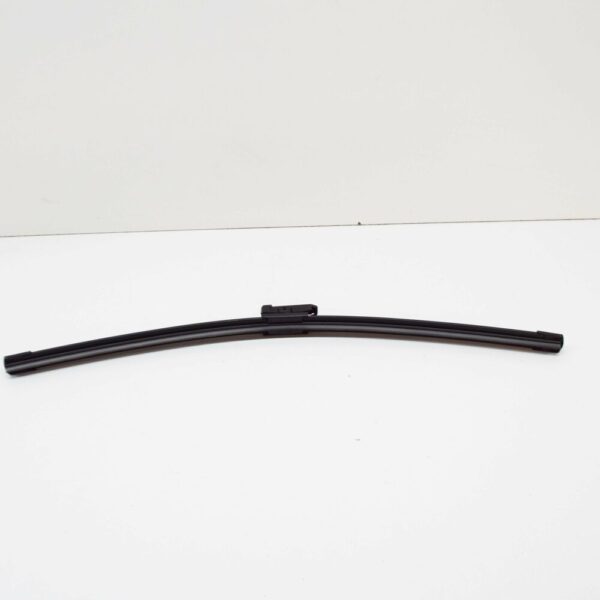 3G1998002 - NEW VOLKSWAGEN PASSAT B8 FRONT AERO WIPER BLADE SET LHD 3G1998002