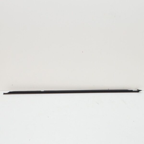 3G5839477C5AP - New VW Passat 3G B8 window opening seal rear left outer 3G5839477C5AP