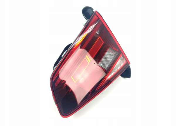 3G5945094D - NEW VW PASSAT B8 REAR RIGHT SIDE INNER LED TAILLIGHT LHD 3G5945094D ORIGINAL