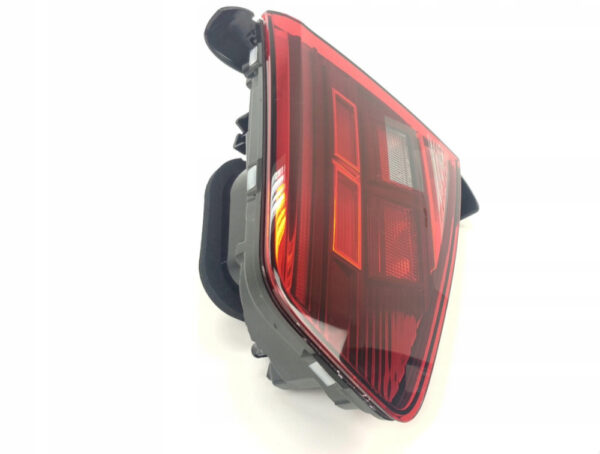 3G5945094D - NEW VW PASSAT B8 REAR RIGHT SIDE INNER LED TAILLIGHT LHD 3G5945094D ORIGINAL