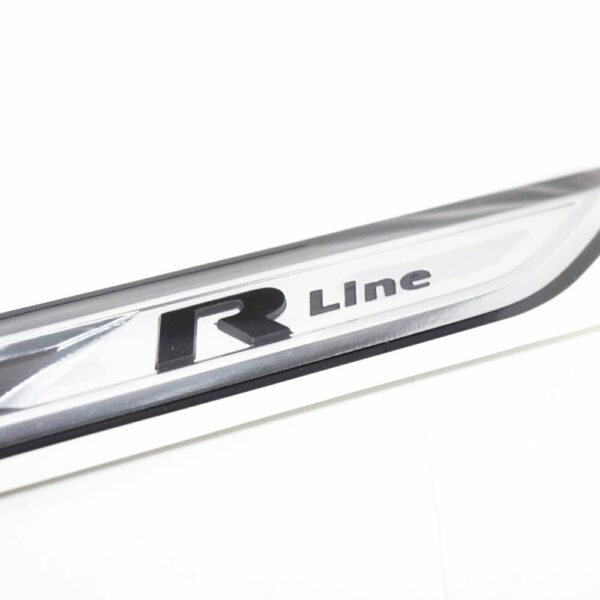 3G8853689GDPJ - NEW VW ARTEON FRONT LEFT DOOR EMBLEM BADGE R-LINE 3G8853689GDPJ