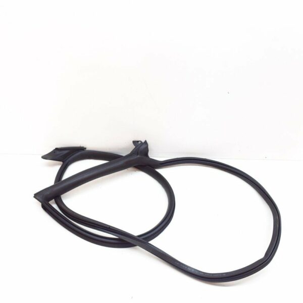 3G8867337T - NEW VOLKSWAGEN ARTEON 3H7 FRONT LEFT DOOR SEAL RUBBER 3G8867337T 2020