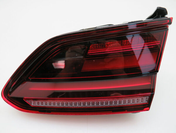 3G8945308P - NEW VW ARTEON 3H REAR RIGHT INNER TAILGATE TAILLIGHT 3G8945308P