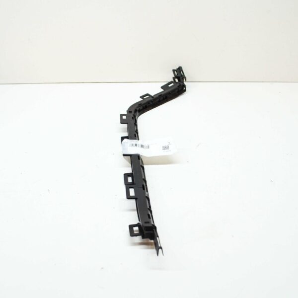 3G9807355A - NEW VW PASSAT ALLTRACK B8 REAR LEFT BUMPER BRACKET GUIDE 3G9807355A ORIGINAL