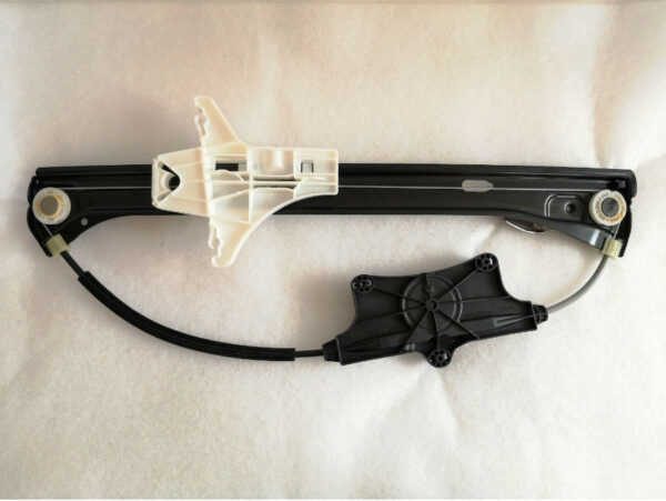 3G9839462B - NEW VW PASSAT B8 3G REAR RIGHT DOOR WINDOW REGULATOR 3G9839462B