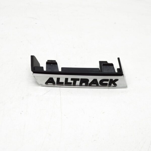 3G9853948LFG - NEW VW PASSAT B8 FRONT GRILLE EMBLEM BADG 3G9853948LFG ORIGINAL