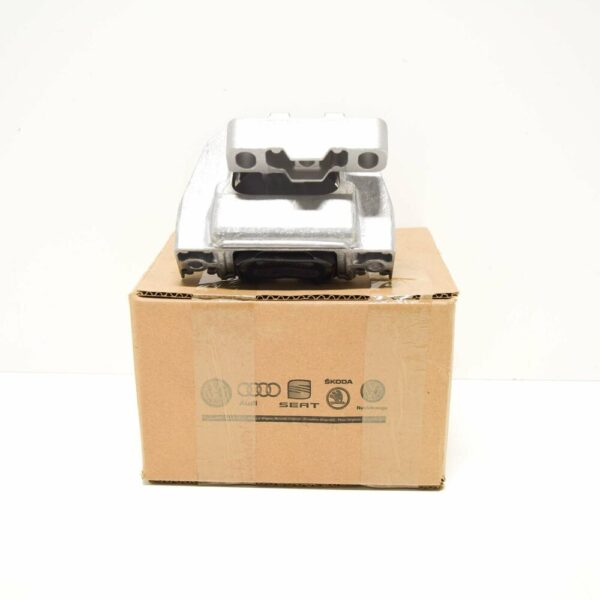 3Q0199262M - NEW VOLKSWAGEN TIGUAN MK2 5N RIGHT ENGINE 3Q0199262M MOUNT ORIGINAL
