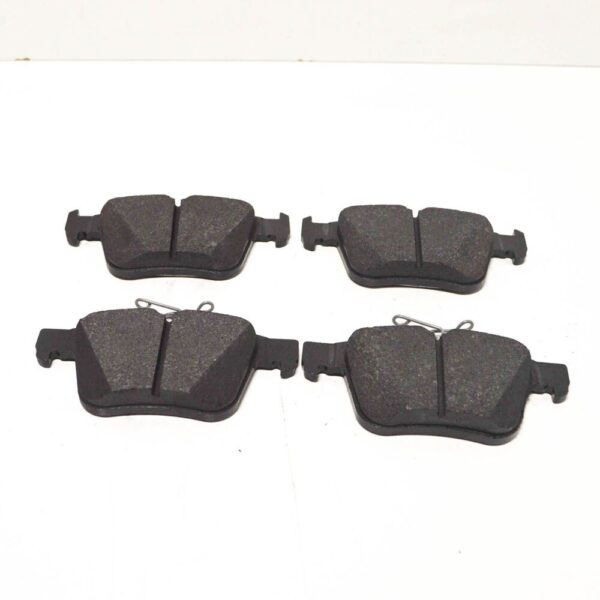3Q0698451F - Volkswagen Golf MK7 rear brake pads 3Q0698451F NEW REAL