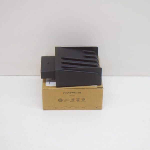 3Q0906121B - Volkswagen GOLF MK7 Fuel Pump Control Unit 3Q0906121C NEW GENUINE