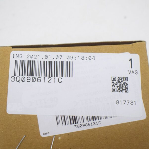 3Q0906121B - Volkswagen GOLF MK7 Fuel Pump Control Unit 3Q0906121C NEW GENUINE