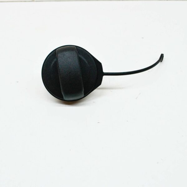 4G0201550L - NEW VOLKSWAGEN TOUAREG MK3 CR FUEL TANK FLAP COVER CAP 4G0201550L ORIGINAL