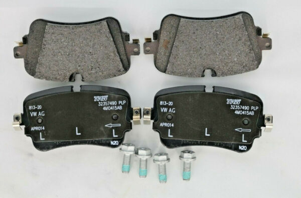 4M0698451BN - NEW VW TOUAREG CR REAR BRAKE PADS 4M0698451 MRD. GENUINE