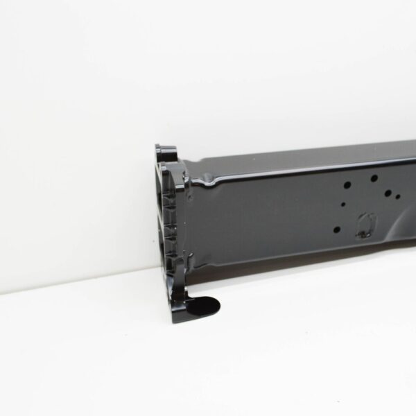 4M0805109H - New Volkswagen Touareg CR MK3 Front Left Side Panel 4M0805109H Genuine