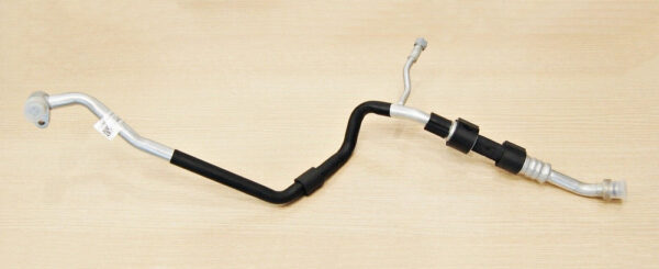 4M0816739T - NEW VW TOUAREG CR A/C REFRIGERANT LINE 4M0816739T