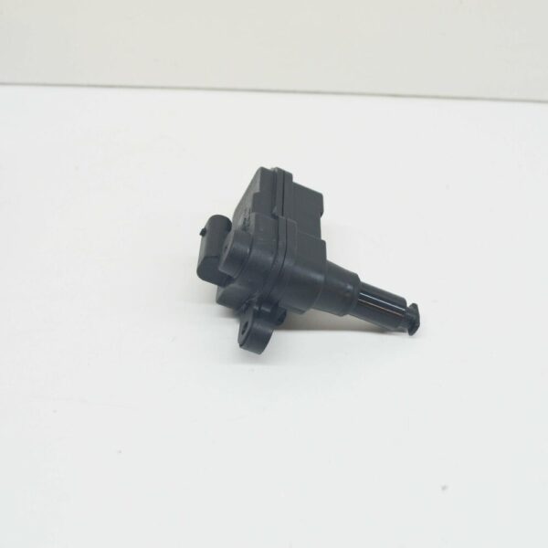 510810773 - NEW VW PASSAT B8 FUEL FILLER FLAP THROTTLE CONTROL ELEMENT 510810773
