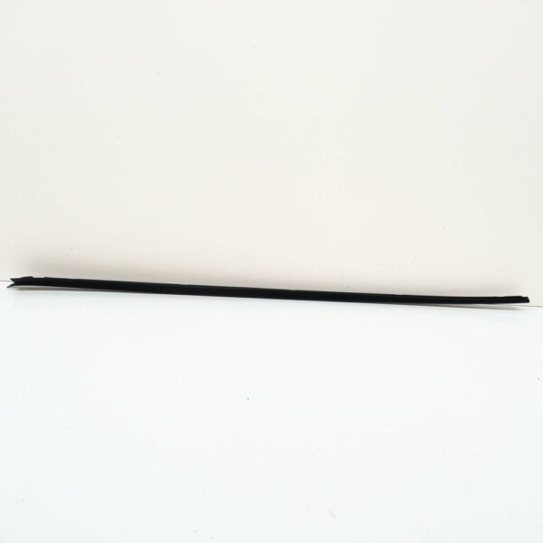 510854327A5AP - NEW VW GOLF SPORTSVAN MK7 FRONT WINDSHIELD LEFT VERTICAL TRIM