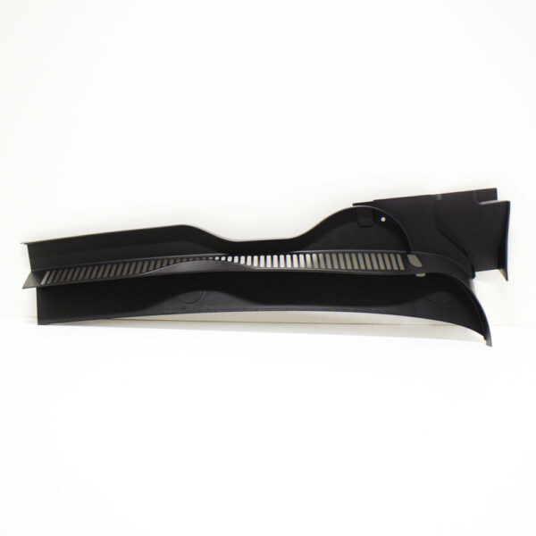 517819404B9B9 - NEW VW GOLF SPORTSVAN MK7 SV RIGHT PLENUM CHAMBER TRIM LHD 517819404B9B9