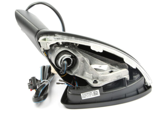 517857508AH9B9 - NEW VW GOLF SPORTSVAN MK7 FRONT RIGHT MIRROR HOUSING LHD 517857508AH9B9 ORIGINAL