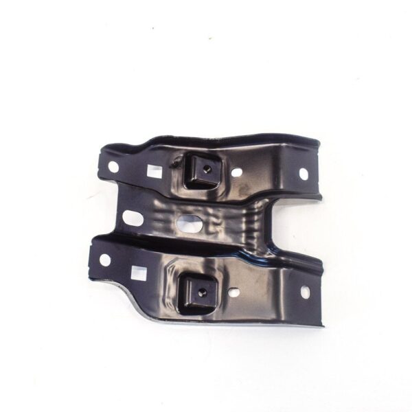 561805567B - VW PASSAT front center support for lock carriers B8 561805567B mint condition