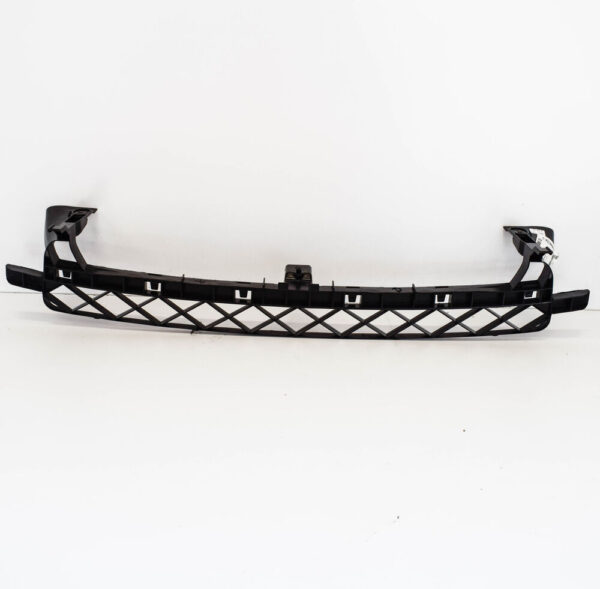 561805705A - OEM VW PASSAT B8 FRONT BUMPER GUIDE CENTER 561805705A 2015 GENUINE