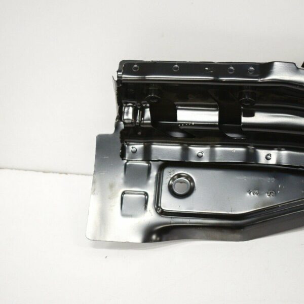 561810135C - NEW VW PASSAT B8 FRONT LEFT FENDER PANEL UPPER RAIL TIN 561810135C 2015 ORIGINAL