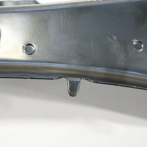 561810135C - NEW VW PASSAT B8 FRONT LEFT FENDER PANEL UPPER RAIL TIN 561810135C 2015 ORIGINAL