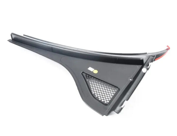 561819404A9B9 - NEW VOLKSWAGEN PASSAT 3G B8 RIGHT WATER DEFLECTOR 561819404A9B9 ORIGINAL