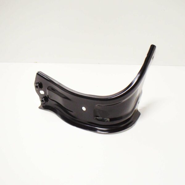 561821136 - NEW VOLKSWAGEN PASSAT B7 BRACKET FENDER FRONT RIGHT 561821136 ORIGINAL