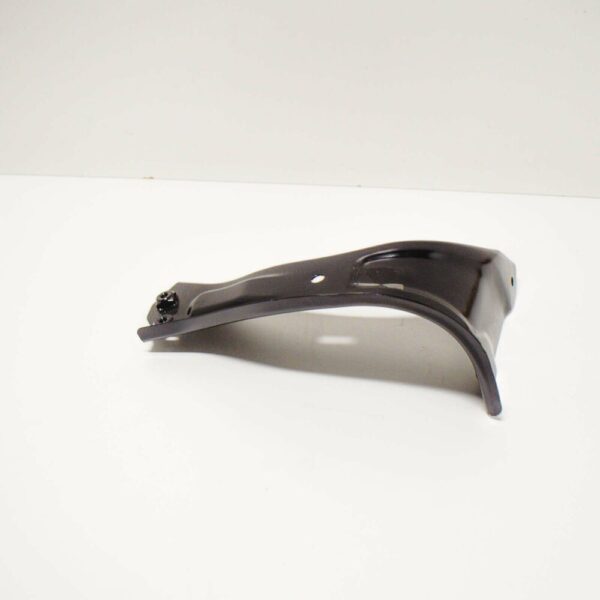 561821136 - NEW VOLKSWAGEN PASSAT B7 BRACKET FENDER FRONT RIGHT 561821136 ORIGINAL