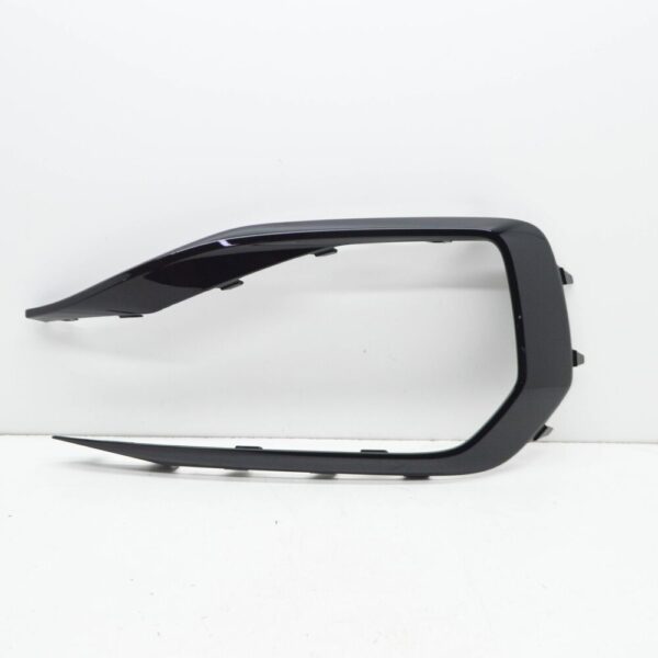 561853211B041 - NEW VOLKSWAGEN PASSAT ALLTRACK B8 FRONT BUMPER LEFT TRIM 561853211B041 ORIGINAL