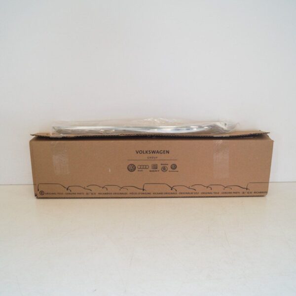 5618534592ZZ - NEW VOLKSWAGEN PASSAT B8 REAR LEFT BUMPER CHROME STRIP 5618534592ZZ ORIGINAL