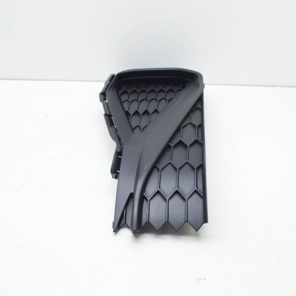 561853665AC9B9 - NEW VOLKSWAGEN PASSAT B8 FRONT LEFT BUMPER GRILLE 561853665AC9B9