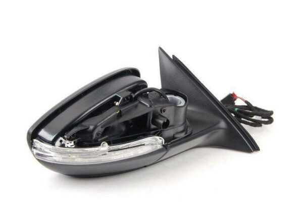 561857508M9B9 - NEW VOLKSWAGEN PASSAT B8 FRONT RIGHT SIDE MIRROR HOUSING 561857508M9B9 ORIGINAL