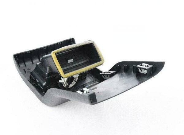 561864298C82V - NEW VOLKSWAGEN PASSAT B8 REAR CONSOLE VENT TRIM PANEL 561864298C82V ORIGINAL