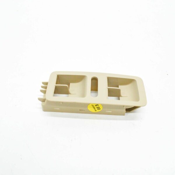561867375H67 - NEW VOLKSWAGEN PASSAT B7 VARIANT WINDOW SWITCH BEZEL BEIGE 561867375H67 OEM