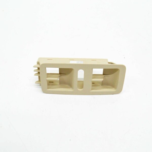 561867375H67 - NEW VOLKSWAGEN PASSAT B7 VARIANT WINDOW SWITCH BEZEL BEIGE 561867375H67 OEM