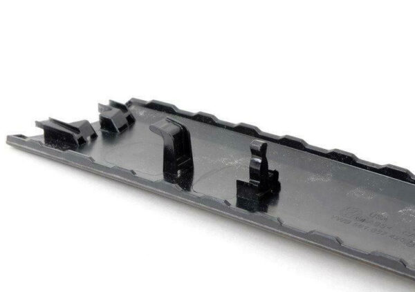 561867420BKP1 - NEW VW PASSAT B8 REAR RIGHT DOOR TRIM PANEL SHAPE 561867420BKP1 ORIGINAL