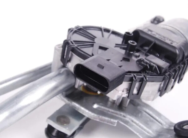 561955023C - NEW VOLKSWAGEN PASSAT B8 FRONT WINDSHIELD WIPER MECHANISM LHD 561955023C