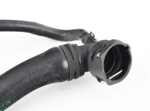 5C0122101AB - NEW VOLKSWAGEN PASSAT B7 RADIATOR COOLANT HOSE 5C0122101AB ORIGINAL