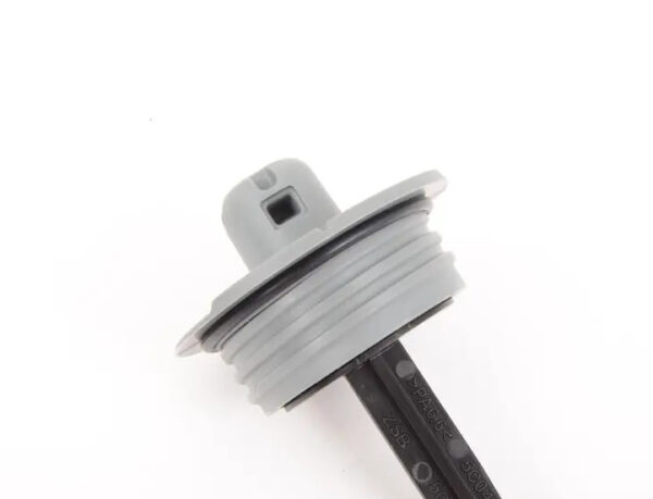 5C0422376 - NEW VW BEETLE 5C POWER STEERING RESERVOIR CAP 5C0422376 ORIGINAL