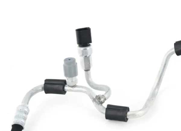 5C0816741K - NEW VOLKSWAGEN BEETLE A5 AIR CONDITIONING REFRIGERANT LINE 5C0816741K ORIGINAL
